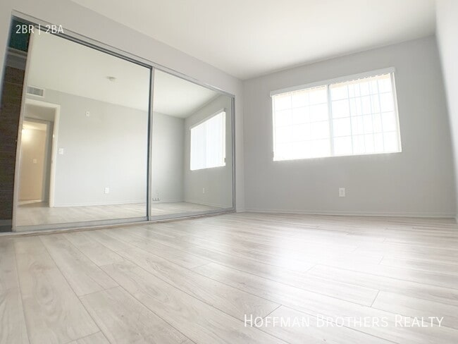 Photo - 4280 Lindblade Dr Unidad 104