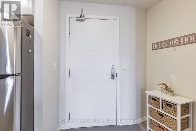 Photo - 18 Valley Woods Rd Unit 808