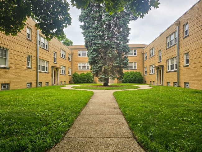 Building Photo - 86 Lincoln Ave Unit 2W