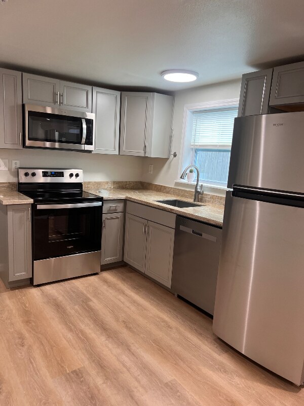 Building Photo - 4121 Elba St Unit Apt