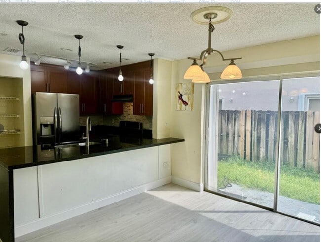 Photo - 4241 SW 72nd Terrace