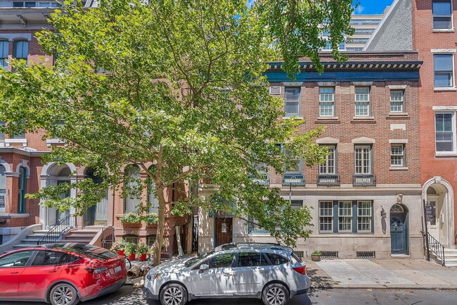 Photo - 1833 Spruce St Townhome
