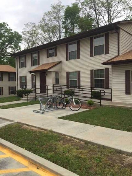 Photo - Carlinville Heights Apartments