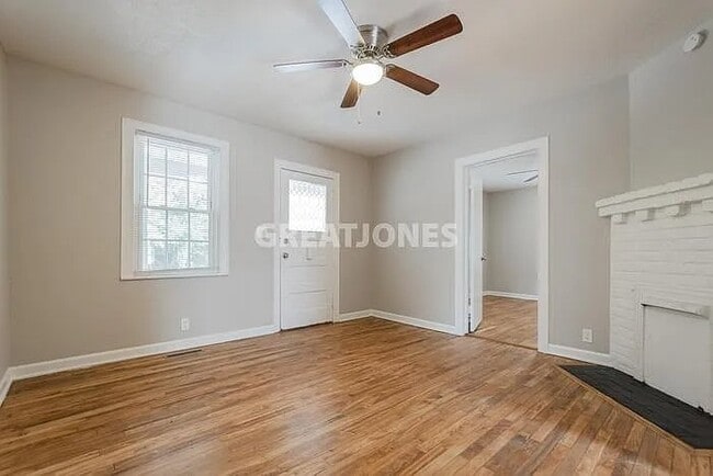 Photo - 2100 Lake Shore Dr