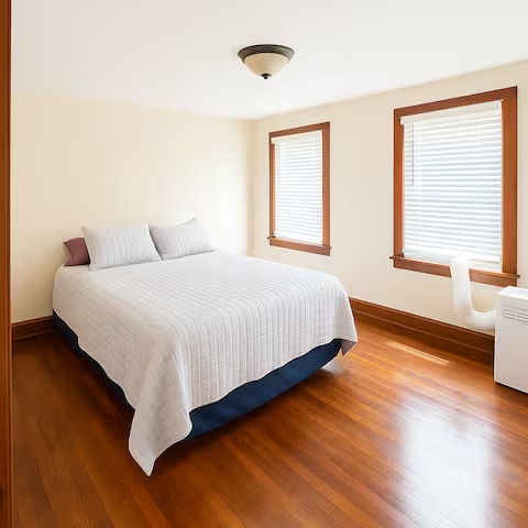 Photo - 532 W Ravenwood Ave