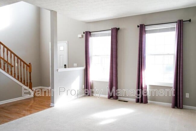 Photo - 2257 Murphy Ln E