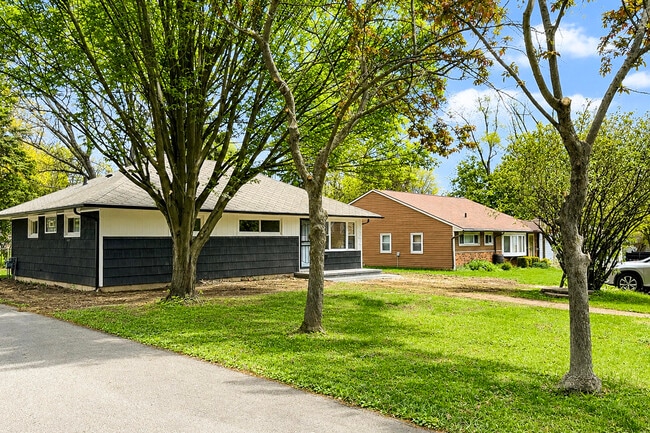 Photo - 1334 Miller Ave