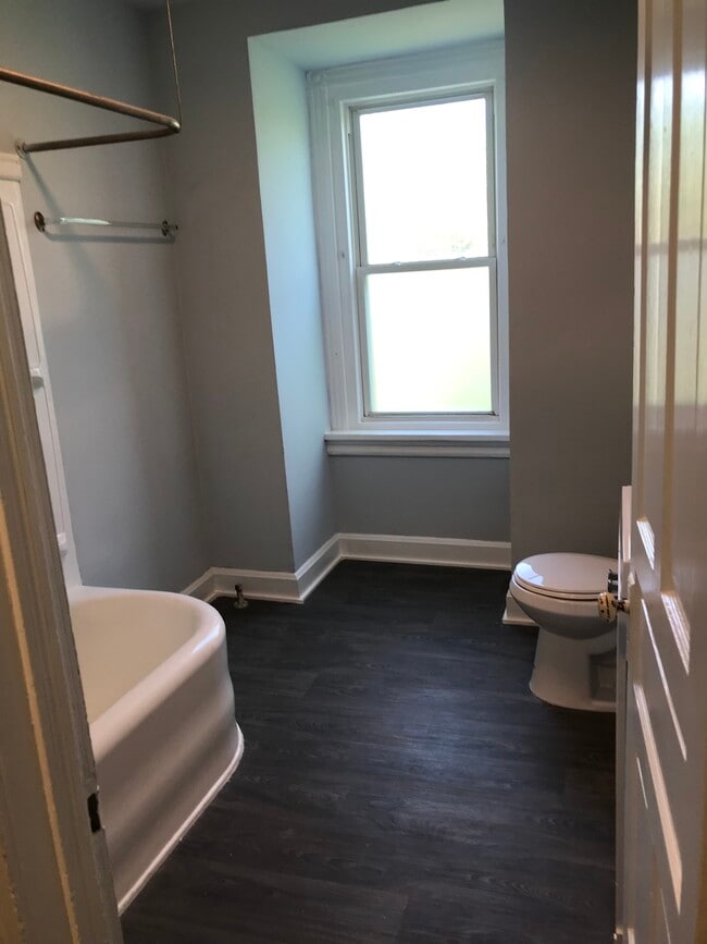 Photo - 165 Douglass St Unit 3