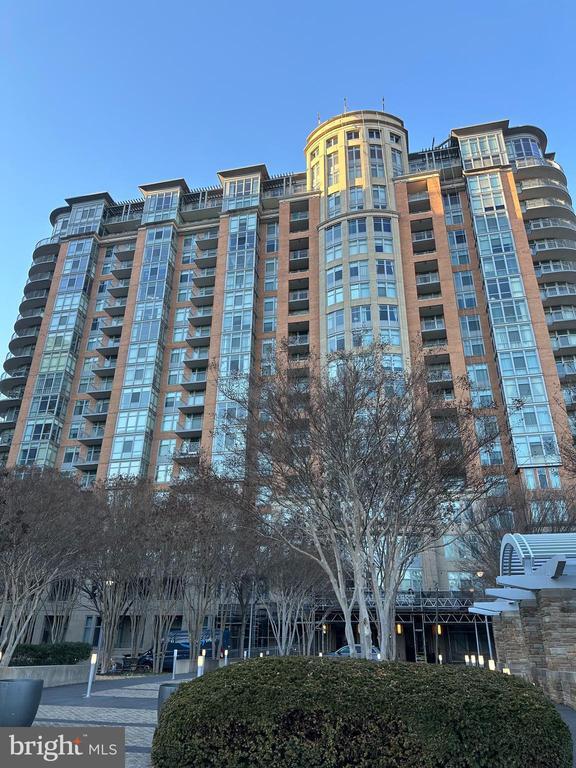 Building Photo - 8220 Crestwood Heights Dr Unit 509 Rental