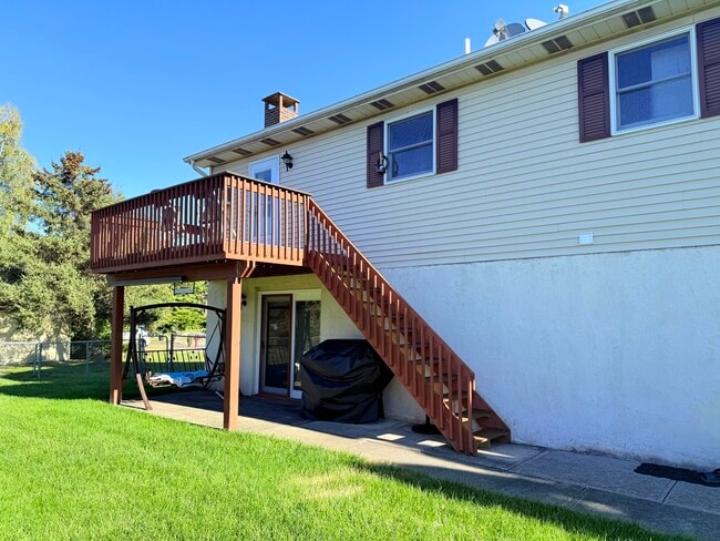 Photo - 225 Greenwave Blvd