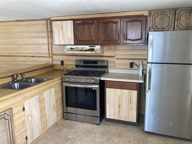 Photo - 2500 W 24th St