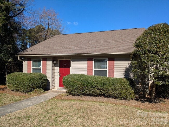 Photo - 119 Birdie Ct