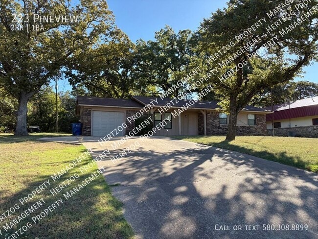 Photo - 223 Pineview-