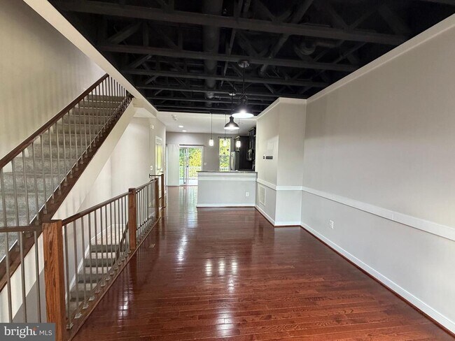 Photo - 803 Woodstream Blvd