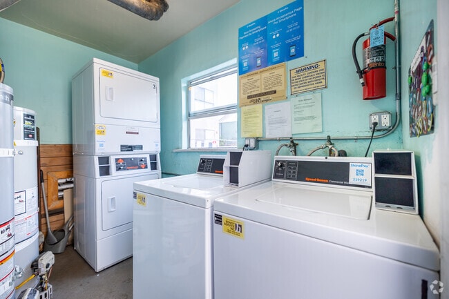 Laundry Center