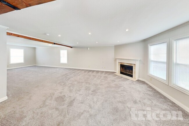 2609 Woodfield Blvd