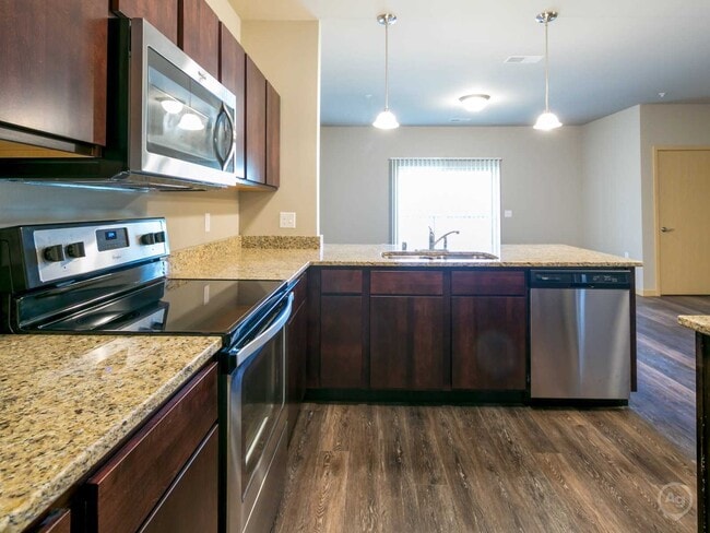 Photo - 2317 Parmenter St