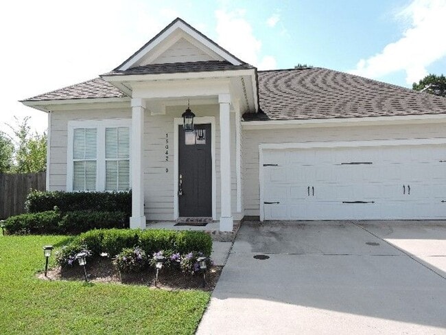 Building Photo - 5 YR old Modern Farmhouse designed 3BR/2BA...