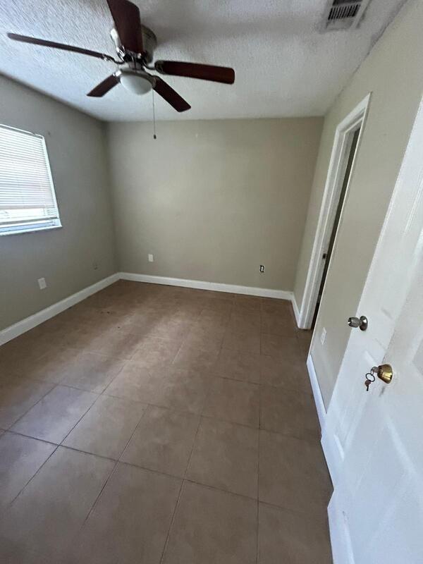 Photo - 5254 Lanette St