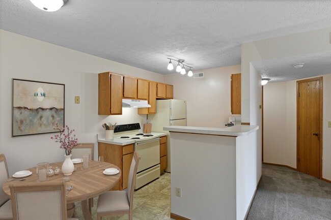 Photo - Greensview Apartments