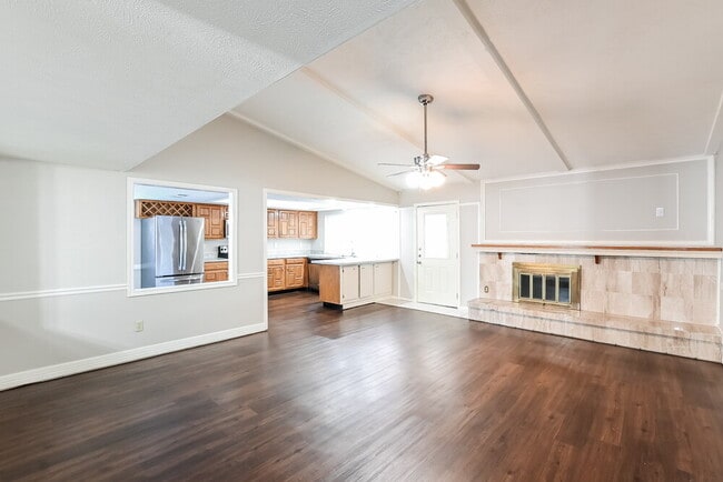 Photo - 2719 Killdeer Ln