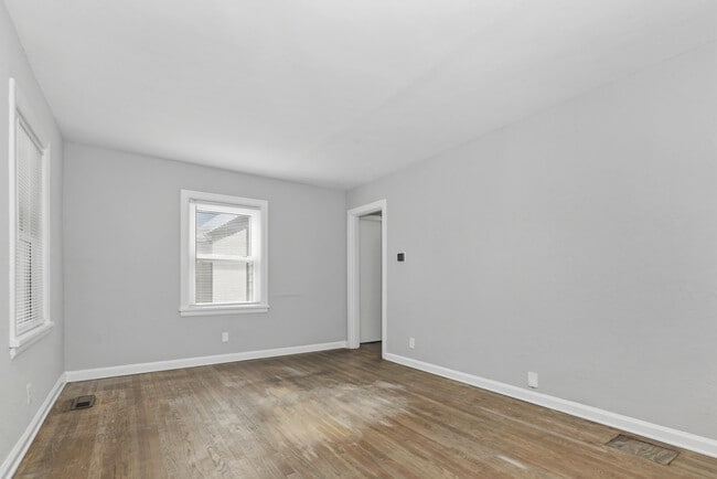 Photo - 1533 Cardington Rd