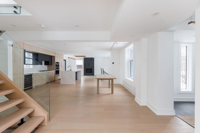 Photo - 159 Humbervale Blvd