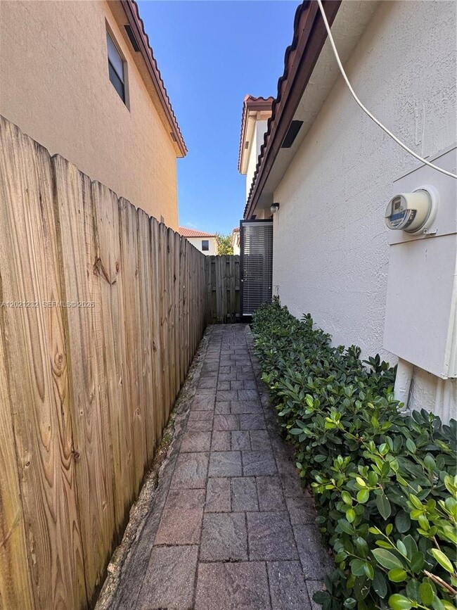Photo - 15400 SW 173rd St Unit 2