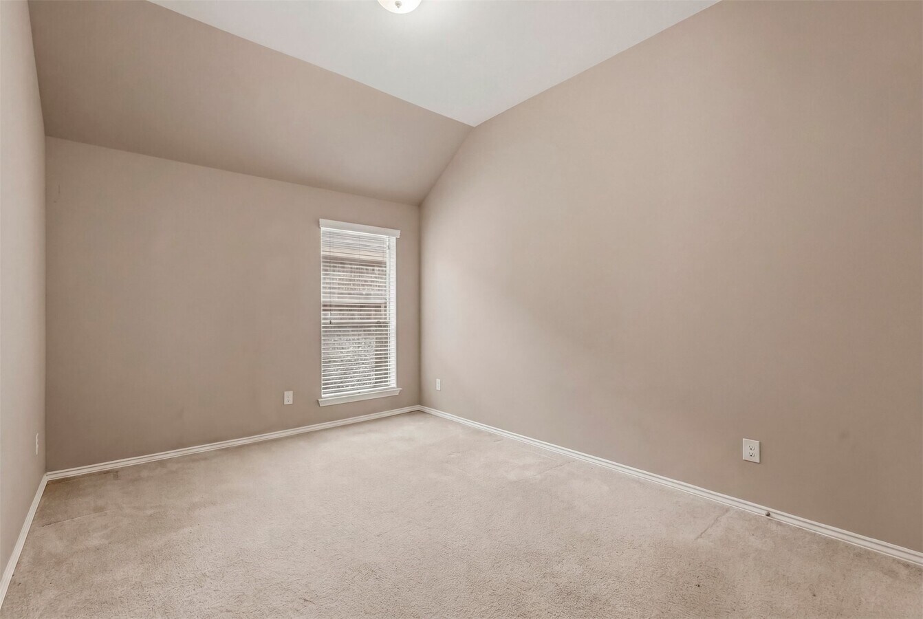 Photo - 2935 Fair Chase Dr