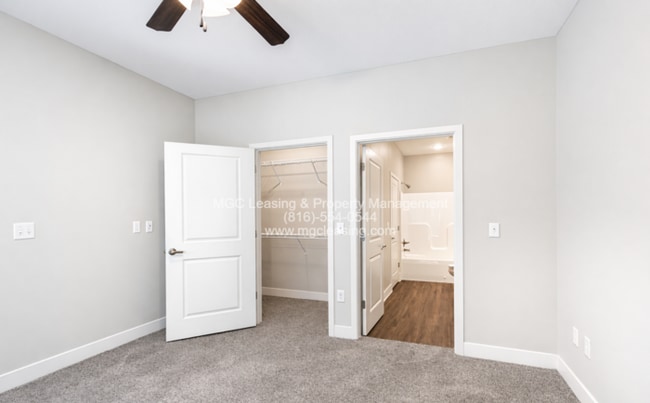 Photo - 1 Bedroom Luxury Apartment in the Northland of KCMO