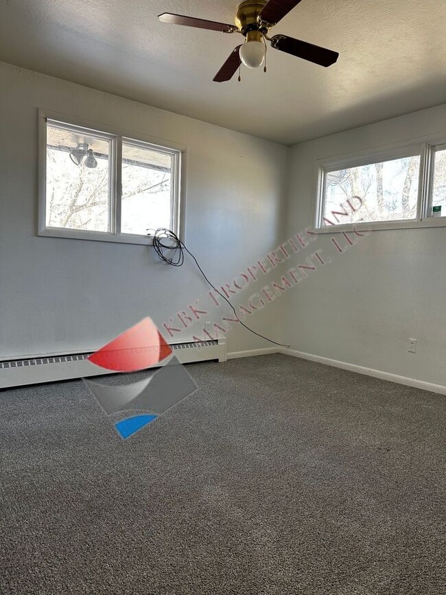 Photo - 1011 Fourth St