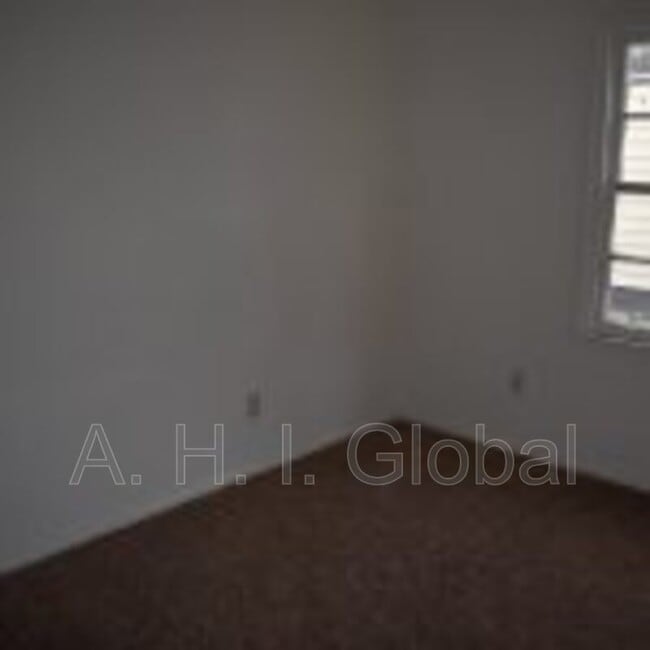 Photo - 4615 S Lipscomb St