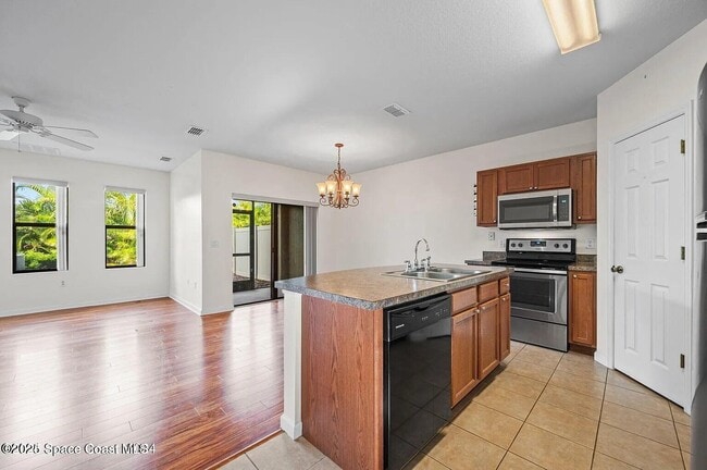 Photo - 1375 Lara Cir Unit 102