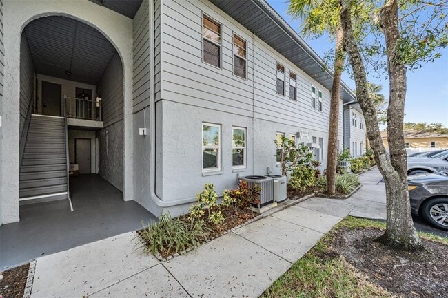 Building Photo - 10800 US Hwy 19 N Unit 230 Rental