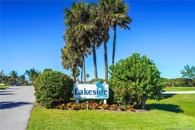 Building Photo - 5596 NE Gulfstream Way