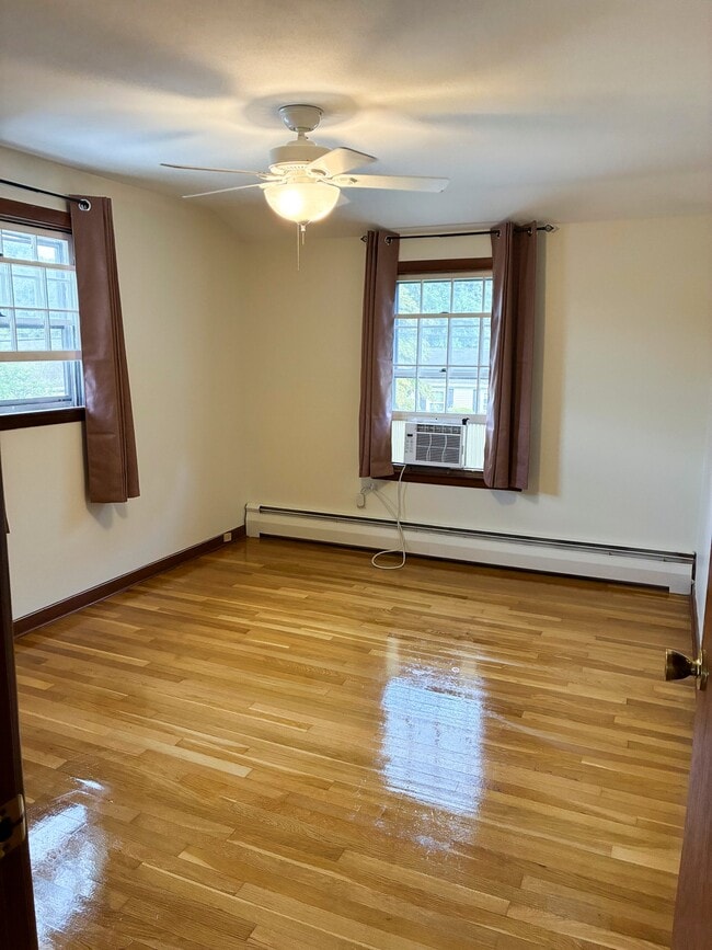 3 Lincoln Ave Unit 2R