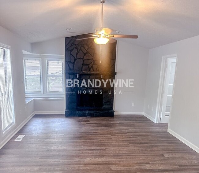 Photo - 4527 Hickory Grove Dr NW