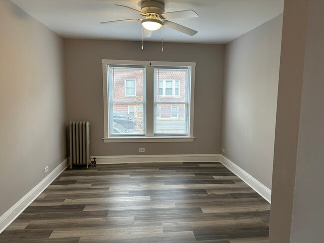 Photo - 4054 W Dickens Ave Unit 1B