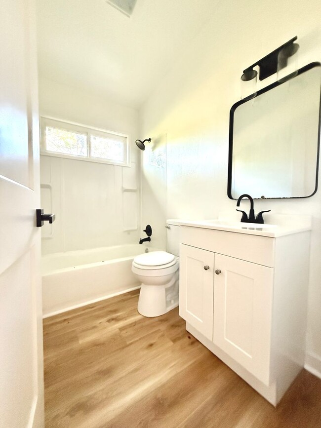 Photo - Beautifully Renovated 3 Bedroom Home with ...