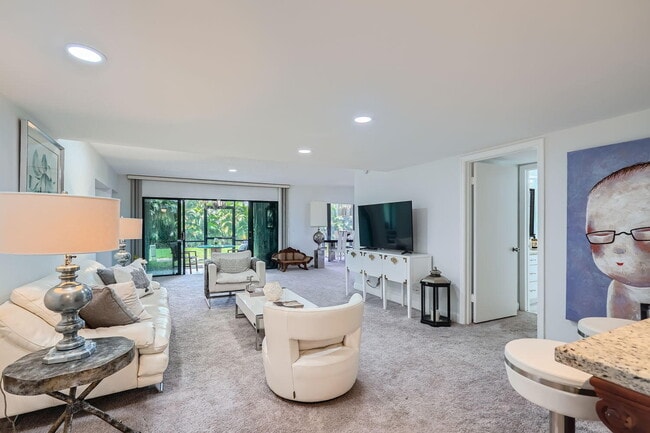 Building Photo - 1705 Presidential Way Rental