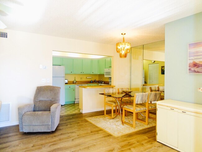 Photo - 409 Pine Glen Ln Unit A-2