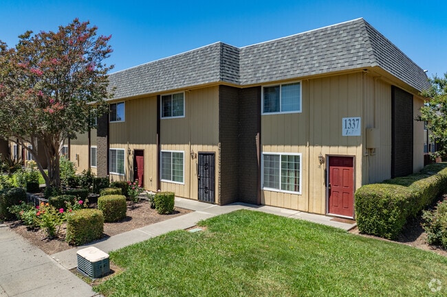Building Photo - Dover Park Apartments