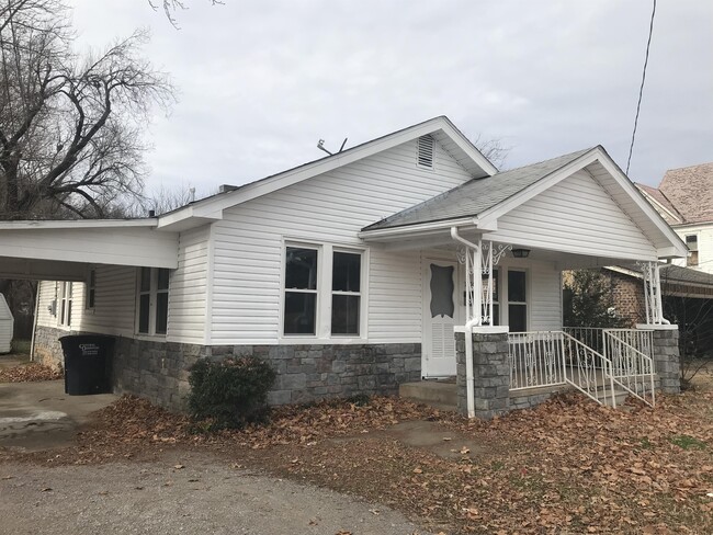 Photo - 1306 N Union Ave