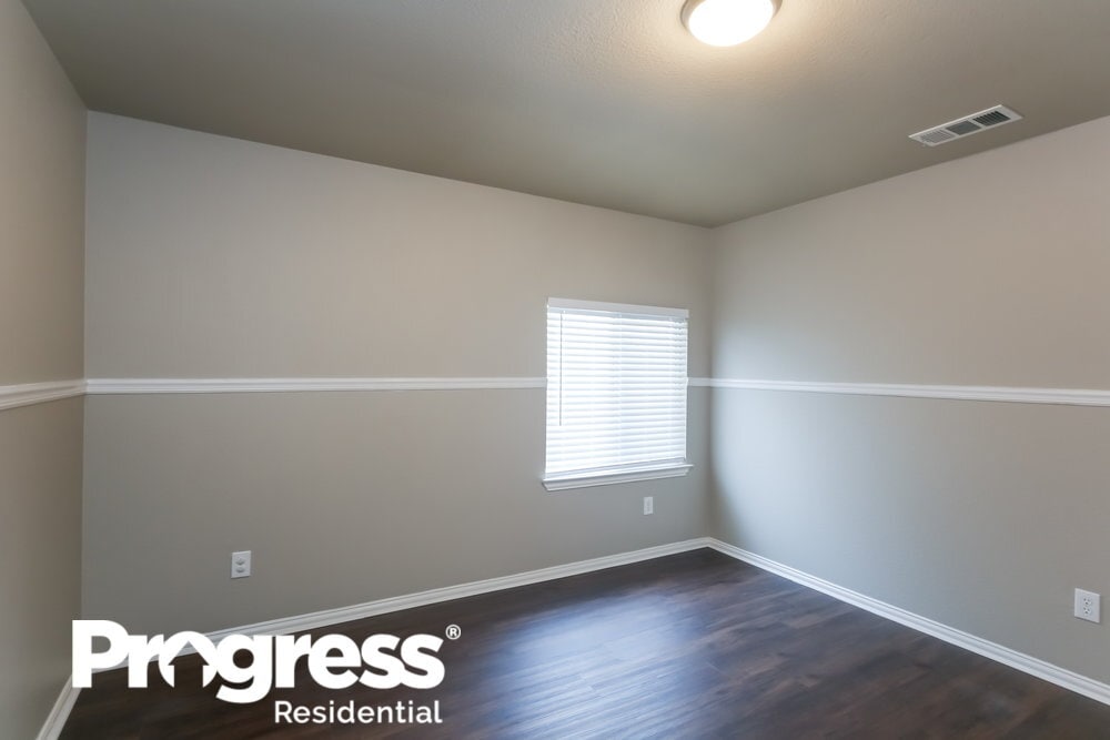 Photo - 2314 Parkview Dr