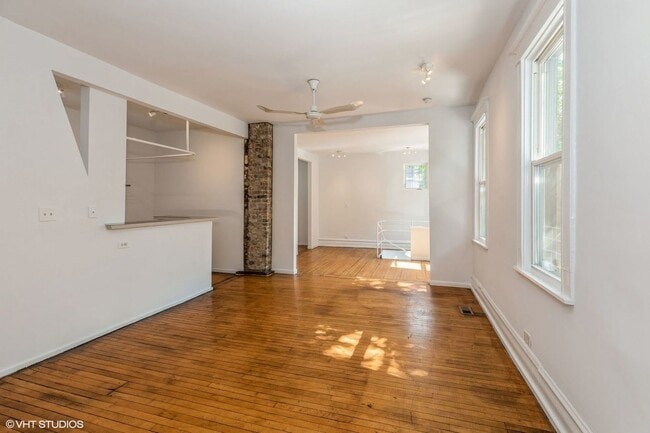 Photo - 626 W 18th St Unit RH1