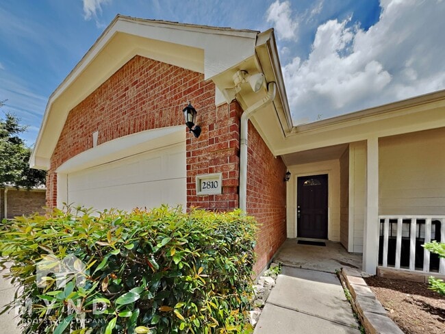 Photo - 2810 Orchid Tree Ln