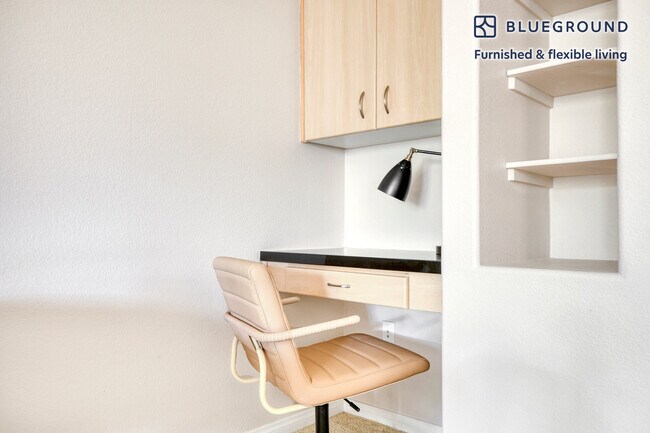 Photo - 8700 Pershing Dr Unidad FL2-ID909