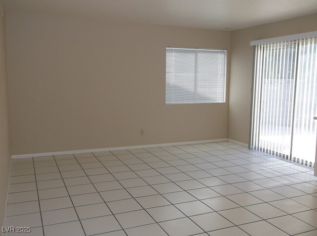 Photo - 7245 Great Oak Ave