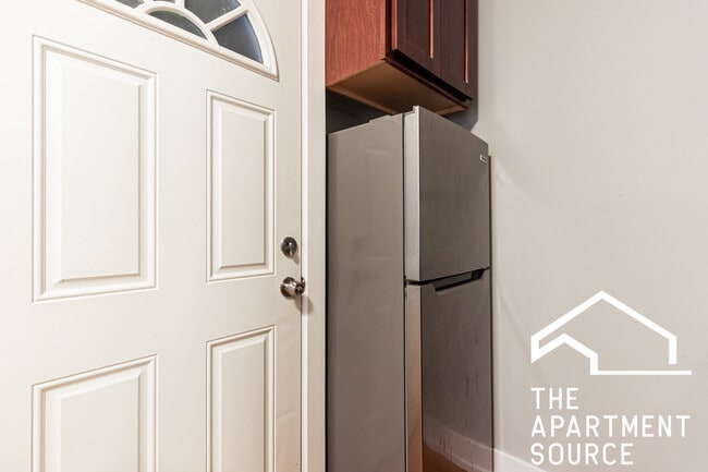 Photo - 2907 N Mildred Ave