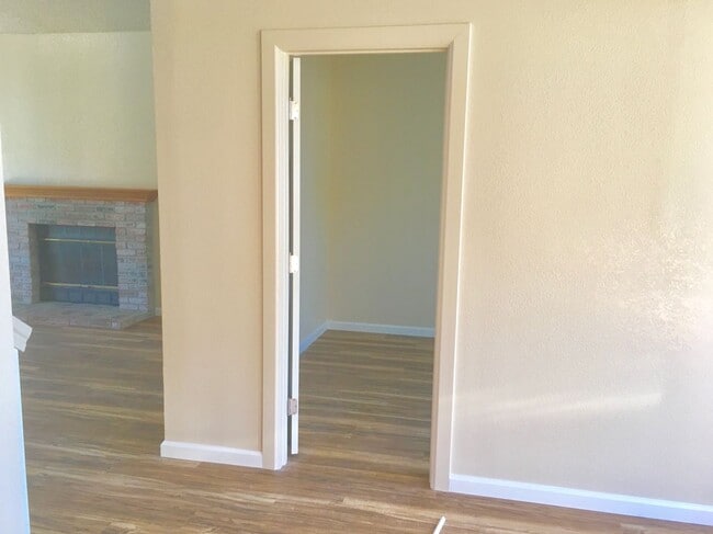 Photo - 3 Bedroom 2.5 Bath House in M Section of Rohnert Park - SSU Students Welcome